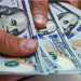 Reglamentan el impuesto al dólar: ¿Quiénes están exentos de pagar el 30%?