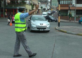 Se puso en marcha la prueba piloto de reordenamiento en la playa de estacionamiento de Av. 19 de abril