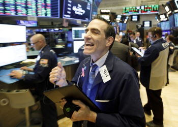 Jornada financiera: los bonos del canje treparon hasta 7% y el Central sumó USD 180 millones a las reservas por los nuevos controles