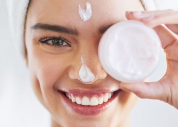 ¿Por qué es importante mantener la piel hidratada en invierno?