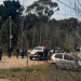 Horror: asesinaron a una mujer aplastándola en plena calle con dos vehículos