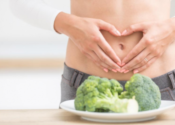 Dieta para reducir cintura: qué alimentos debes incluir y cuáles evitar