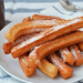 Mirá cómo elaborar una máquina de churros casera con una botella plástica