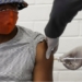 Los efectos secundarios que tendrán las vacunas contra el coronavirus y por qué no habrá que preocuparse