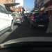 Embotellamientos en el casco céntrico y caos peatonal