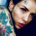 Cande Tinelli desafía la censura en ropa interior y con transparencias