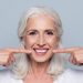Sácale brillo a la sonrisa: 5 tips para que los dientes luzcan más blancos