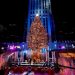 Nueva York inauguró la época navideña con el tradicional encendido del árbol del Rockefeller Center