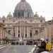 El Vaticano llama a vacunarse contra el coronavirus para "no poner en riesgo la salud pública"