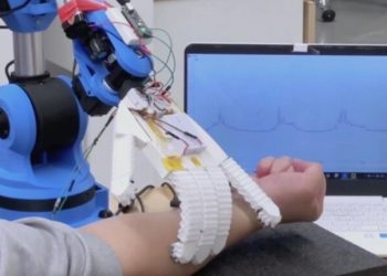Robots sensibles como auxiliares de salud
