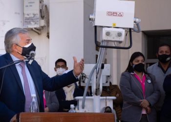 Morales entregó equipamientos al Hospital Pablo Soria