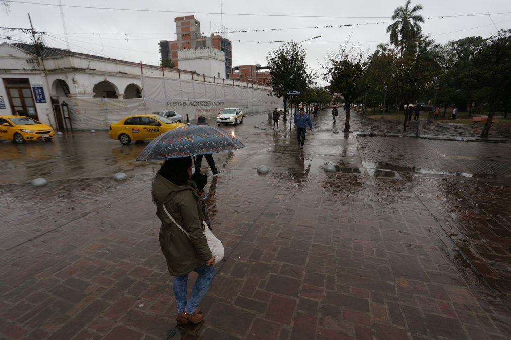 Se largo la lluvia! : Nos espera un martes frio y con lloviznas en Jujuy –  Notinor Jujuy