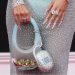 Doja Cat llegó a los Grammy con una cartera llena de caramelos argentinos