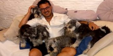 Un día como hoy, hace 32 años, comenzaba a transitar inocente y casi ingenuamente mi carrera como Productor de Moda