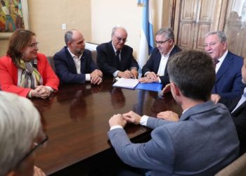 YPF se asoció con la minera estatal de Catamarca para invertir en litio en esa provincia