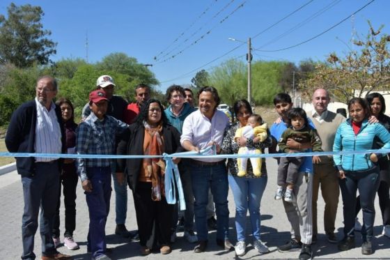 El acceso a Cobos en Salta está completamente adoquinado: Sáenz inauguró la obra – Notinor Jujuy