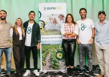 Lanzan una solución para mejorar cultivos de soja con bacterias de los salares de la Puna