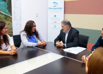 Funcionaria de la OEA visita la ciudad para intercambiar experiencias