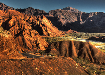 Salta inició las gestiones para construir un aeropuerto en Cafayate