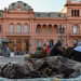 Murió una beba de tres meses en la puerta de la Casa Rosada: vivía en la calle con su familia