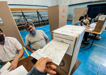 La empresa Indra será la encargada del recuento de los votos: el Gobierno pagará casi $ 7.000 millones