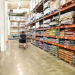 Por efecto de la inflación, se desacelera el consumo masivo y crecen las compras de bienes durables
