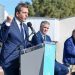Massa encabezó la firma del convenio para reactivar la planta de agua pesada más grande del mundo