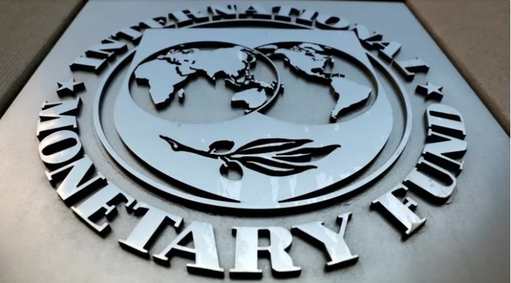 El FMI advirtió que la Argentina sufrirá este año una recesión del 2,5% ...
