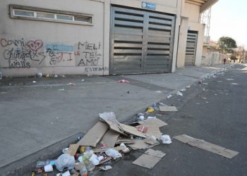 Tras la venta de entradas para María Becerra, limpiaron una gran cantidad de residuos en la cancha de Gimnasia