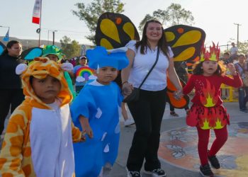 FNE: Bienvenida Primavera dio el inicio a los tradicionales desfiles