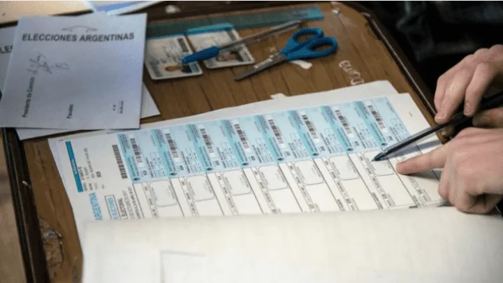 Elecciones 2023: de cuánto es la multa por no votar en Argentina y cómo ...