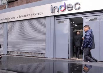 El Indec difundirá hoy la inflación de diciembre: los privados estiman que rondó el 30 por ciento