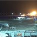 Un avión de Japan Airlines chocó contra una aeronave militar y se incendió en Tokio: hay cinco muertos