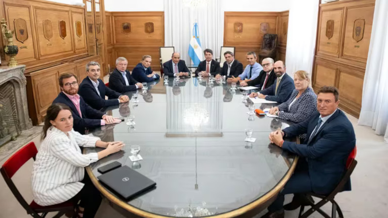 El Gobierno mandará mañana el borrador final de la Ley Bases - Notinor ...
