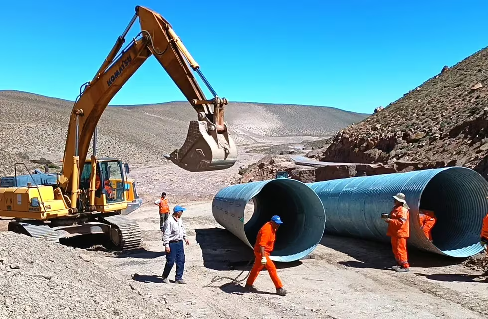 Trabajos contrarreloj en la reparación de la Ruta Nacional 52 que ...
