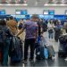 El presidente de Aerolíneas calificó el paro como salvaje y reveló cuánto ganan los pilotos