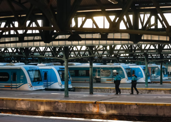 El Gobierno disolvió una empresa ferroviaria y despidió a 1.388 empleados