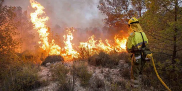 Rige una alerta extrema por peligro de incendio para varias localidades de Jujuy