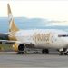 El Gobierno analiza suspender a Flybondi: se estima que este mes la low cost reprogramará el 45% de sus vuelos