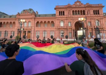 El Gobierno prohibirá los tratamientos de cambio de género para menores de 18 años