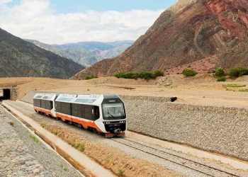 Las condiciones climáticas afectaron un tramo del Tren Solar de la Quebrada y se interrumpió el servicio