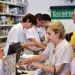 Los principales medicamentos que consumen los adultos mayores aumentaron 5% en abril