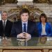 Por DNU, el Gobierno amplió el Presupuesto para salud, seguridad, el pago de subsidios y la deuda pública