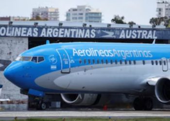Otra vez los gremios aeronáuticos: una asamblea podría complicar hoy los vuelos en Aeroparque en el inicio de las vacaciones
