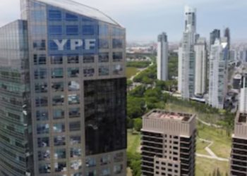 El Gobierno le pidió a la jueza Preska la suspensión del fallo por YPF y no aceptará negociar con los demandantes