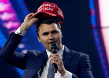 Murió Charlie Kirk, el activista conservador de Estados Unidos que recibió un disparo durante un evento en Utah