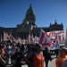 Trabajadores del Garrahan y docentes de la UBA marcharon a Plaza de Mayo contra los vetos de Javier Milei