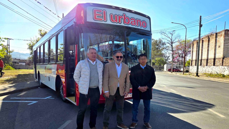 Presentaron nuevas unidades para el sistema de transporte urbano de la ciudad