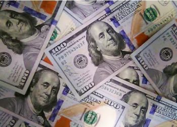 Tensión cambiaria: el dólar vuelve a superar los $1500, tras un nuevo mensaje de Bessent