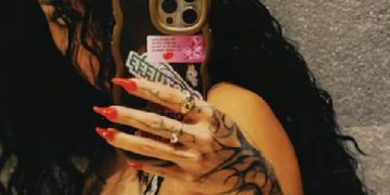 La impactante producción de fotos de María Becerra antes de su desembarco en la televisión española